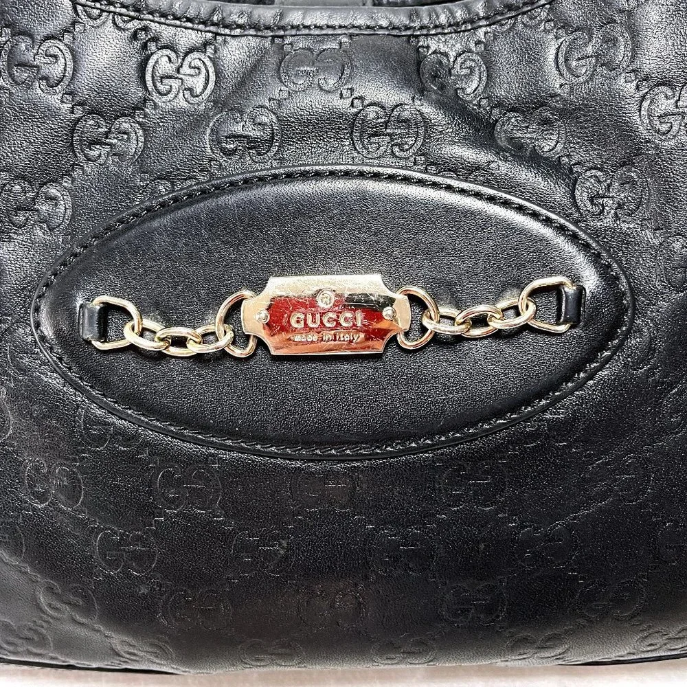 Auc GUCCI Guccissima Leather Punch Hobo Black
